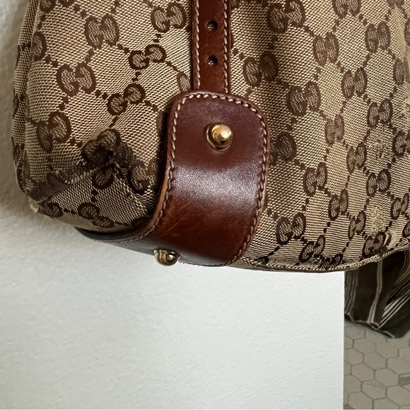 GUCCI Canvas Pelham bag - Large - Picture 6 of 16